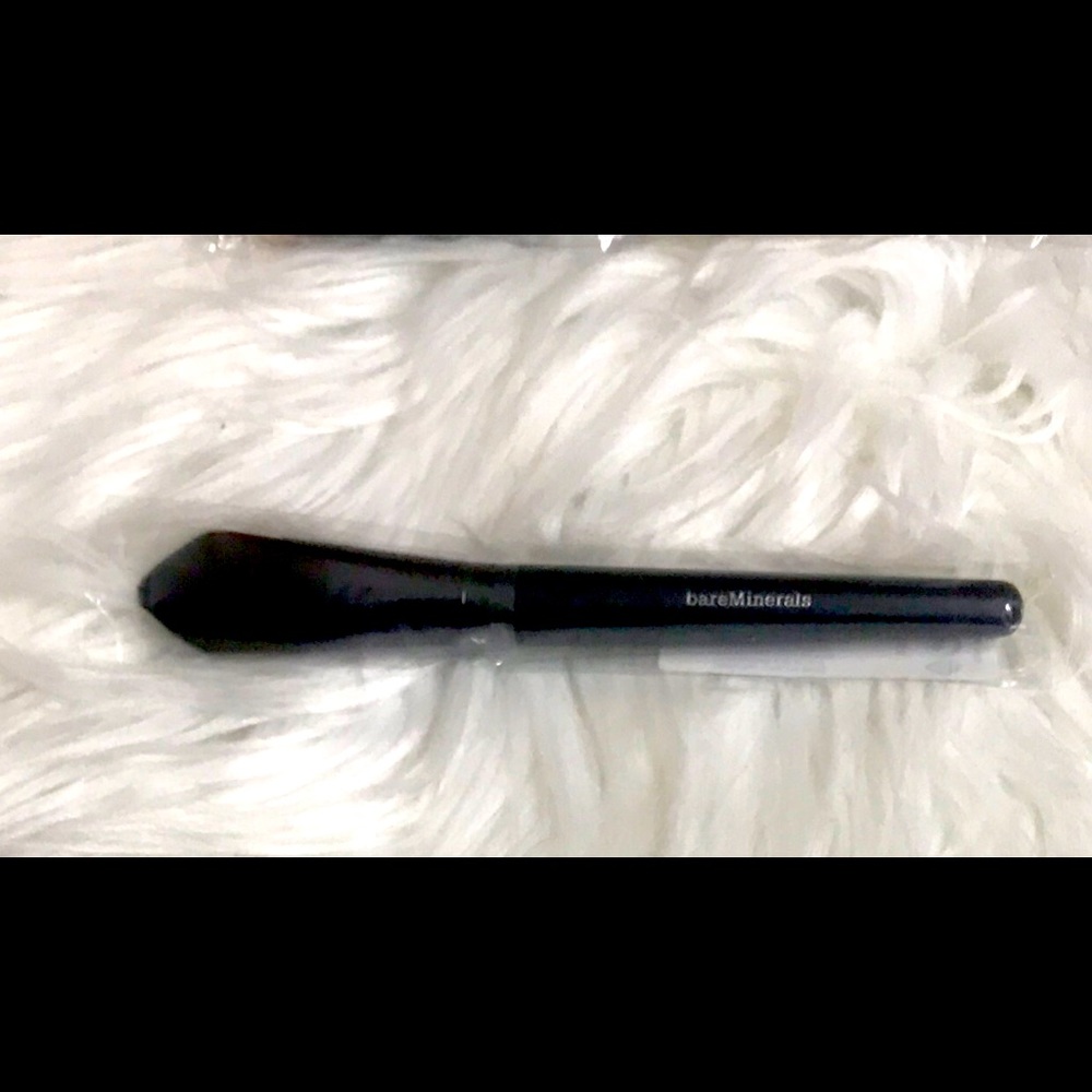 BareMinerals brush